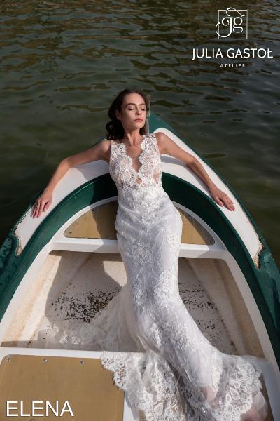 elena1-2000x3000